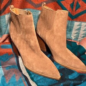 Marc Fisher Suede Boots New Size 13